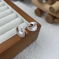 1 Pair Simple Style Solid Color Plating Inlay Sterling Silver Pearl Hoop Earrings main image 3