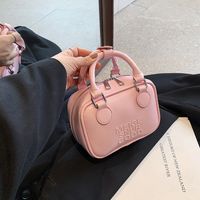 Women's Pu Leather Solid Color Classic Style Sewing Thread Zipper Shoulder Bag main image 4