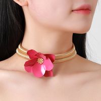 New Fashion European And American Style Simple Mid-East Wind Grind Arenaceous Paint Exaggerated Flower Collar Copper High-Grade Clavicle Chain For Women main image 5