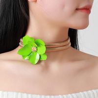 New Fashion European And American Style Simple Mid-East Wind Grind Arenaceous Paint Exaggerated Flower Collar Copper High-Grade Clavicle Chain For Women sku image 2