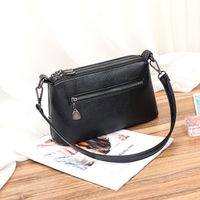 Women's Medium Pu Leather Solid Color Vintage Style Classic Style Square Zipper Crossbody Bag main image 3