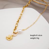 304 Stainless Steel Baroque Pearls Copper Gold Plated Vacation Simple Style Handmade Flowers Flower Pendant Necklace main image 4