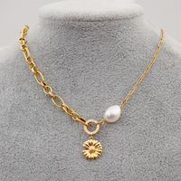 304 Stainless Steel Baroque Pearls Copper Gold Plated Vacation Simple Style Handmade Flowers Flower Pendant Necklace main image 1