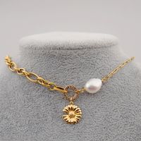 304 Stainless Steel Baroque Pearls Copper Gold Plated Vacation Simple Style Handmade Flowers Flower Pendant Necklace main image 2