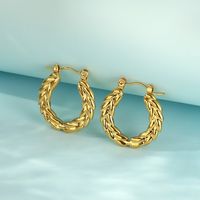 1 Paire Style Moderne Style Classique Commuer Couleur Unie Grain Acier Inoxydable 304 Plaqué Or 18K Boucles D'oreilles Cerceau main image 7