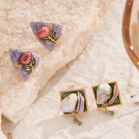 1 Pair Retro Flower Plating Inlay Freshwater Pearl Copper Freshwater Pearl 18K Gold Plated Ear Studs main image 1