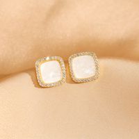 1 Pair Sweet Triangle Geometric Rectangle Inlay Copper Shell Zircon 18K Gold Plated Ear Studs main image 5