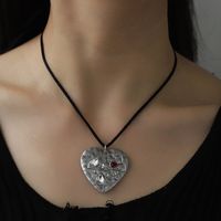 Nordic Style Heart Shape Flower Zinc Alloy Plating Inlay Glass Women's Necklace sku image 1