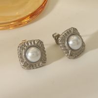 1 Piece IG Style Simple Style Round Square Inlay 304 Stainless Steel Artificial Pearls 18K Gold Plated Ear Studs main image 5