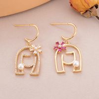 1 Pair Lady Geometric Inlay Copper Artificial Pearls Zircon 18K Gold Plated Drop Earrings main image 5