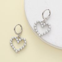 1 Pair Elegant Shiny Heart Shape Pearl Alloy Zircon Drop Earrings main image 4