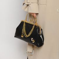 Women's Pu Leather Solid Color Classic Style Clipped Button Dome Bag main image 4