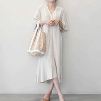 Women's Trumpet Dress Simple Style V Neck Half Sleeve Solid Color Midi Dress Holiday main image 2