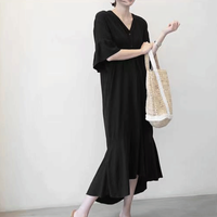 Women's Trumpet Dress Simple Style V Neck Half Sleeve Solid Color Midi Dress Holiday main image 3