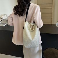 Women's Cloth Solid Color Classic Style Sewing Thread Bucket Zipper Bucket Bag main image 7