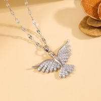 Wholesale Elegant Bird 304 Stainless Steel Copper Inlay 18K Gold Plated Zircon Pendant Necklace main image 1