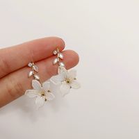 1 Pair Modern Style Sweet Flower Plating Inlay Alloy Rhinestones 14K Gold Plated Drop Earrings main image 4