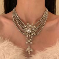 Kupfer Versilbert Glam Retro Luxuriös Inlay Blume Künstliche Perlen Strasssteine Geschichtete Halskette main image 2