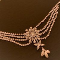 Kupfer Versilbert Glam Retro Luxuriös Inlay Blume Künstliche Perlen Strasssteine Geschichtete Halskette main image 4
