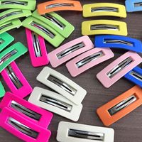 Women's Cute Sweet Solid Color Plastic Resin Handmade Hollow Out Hair Clip main image 4
