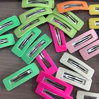 Women's Cute Sweet Solid Color Plastic Resin Handmade Hollow Out Hair Clip main image 2