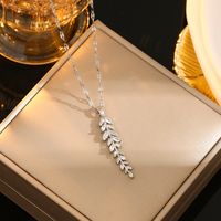 Wholesale Casual Commute Heart Shape Mermaid Bow Knot Titanium Steel Hollow Out Inlay 18K Gold Plated Zircon Pendant Necklace sku image 3