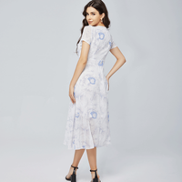 Frau Chiffon-Kleid Ferien Einfacher Stil V-Ausschnitt Kurzarm Blume Midi-Kleid Ferien main image 5
