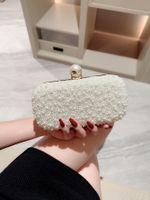 White Polyester Solid Color Pearls Evening Bags main image 1