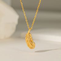 304 Stainless Steel 18K Gold Plated Casual Simple Style Commute Inlay Crown Feather Flower Artificial Rhinestones Pendant Necklace main image 3