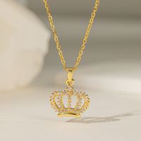 304 Stainless Steel 18K Gold Plated Casual Simple Style Commute Inlay Crown Feather Flower Artificial Rhinestones Pendant Necklace main image 5