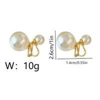 1 Paire Élégant Glamour Luxueux Rond Incruster Le Cuivre Perle Plaqué Or 18K Clips D'oreille main image 2