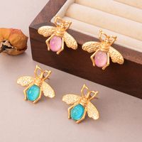 1 Pair Elegant Luxurious Queen Plant Bee Inlay Alloy Copper Glass Stone Pearl Zircon 18K Gold Plated Alluvial Gold Plated Ear Cuffs Ear Studs main image 7
