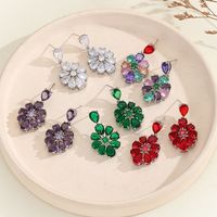 1 Pair Elegant Simple Style Flower Hollow Out Copper Zircon Silver Plated Drop Earrings main image 1
