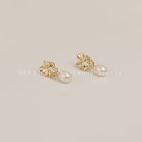 1 Pair IG Style Simple Style Pearl Inlay Copper 18K Gold Plated Drop Earrings Ear Cuffs sku image 2