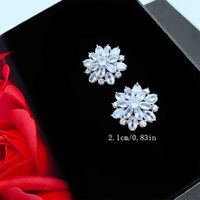 1 Pair Elegant Simple Style Flower Copper Zircon Silver Plated Ear Studs main image 2