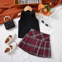 Strassenmode Einfarbig Baumwolle Spandex Polyester Mädchen Kleidung Sets sku image 1