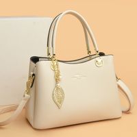 Women's Medium Pu Leather Solid Color Elegant Zipper Handbag sku image 1