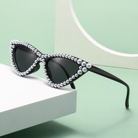 Glam Luxurious Romantic Solid Color Ac Cat Eye Inlaid Pearls Full Frame Women's Sunglasses main image 2