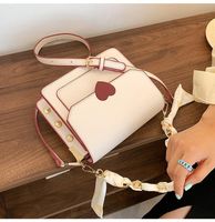 Women's Small Pu Leather Heart Shape Streetwear Magnetic Buckle Crossbody Bag main image 2