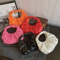 Women's Pu Leather Solid Color Elegant Magnetic Buckle Handbag main image 7