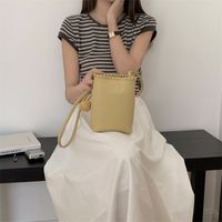 Women's Mini Pu Leather Solid Color Classic Style Magnetic Buckle Crossbody Bag sku image 4