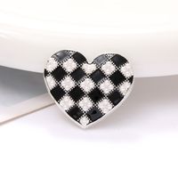 1 Piece 34 * 30mm Zinc Alloy Pearl Heart Shape Polished Sticking Diamond Material sku image 1