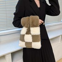 Women's Medium Plush Plaid Streetwear Magnetic Buckle Handbag main image 5