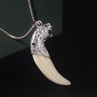 Hip-Hop Wolf 201 Stainless Steel Arylic Zinc Alloy Men's Pendant Necklace main image 7