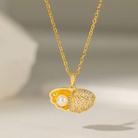 304 Stainless Steel 18K Gold Plated Casual Simple Style Polishing Plating Inlay Conch Shell Artificial Rhinestones Plastic Pendant Necklace main image 3