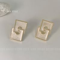 1 Pair Sweet Geometric Copper 18K Gold Plated Ear Studs main image 3