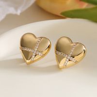 1 Pair Retro Simple Style Commute Heart Shape Inlay Copper Zircon 18K Gold Plated Ear Studs main image 4
