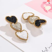 1 Pair Simple Style Artistic Heart Shape Handmade Beaded Cloth Drop Earrings main image 4