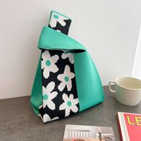Women's Medium Polyester Animal Little Bear Stripe Cute Open Handbag Shopping Bags sku image 54