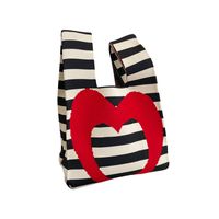 Women's Medium Polyester Heart Shape Cute Bucket Open Handbag Shopping Bags main image 4